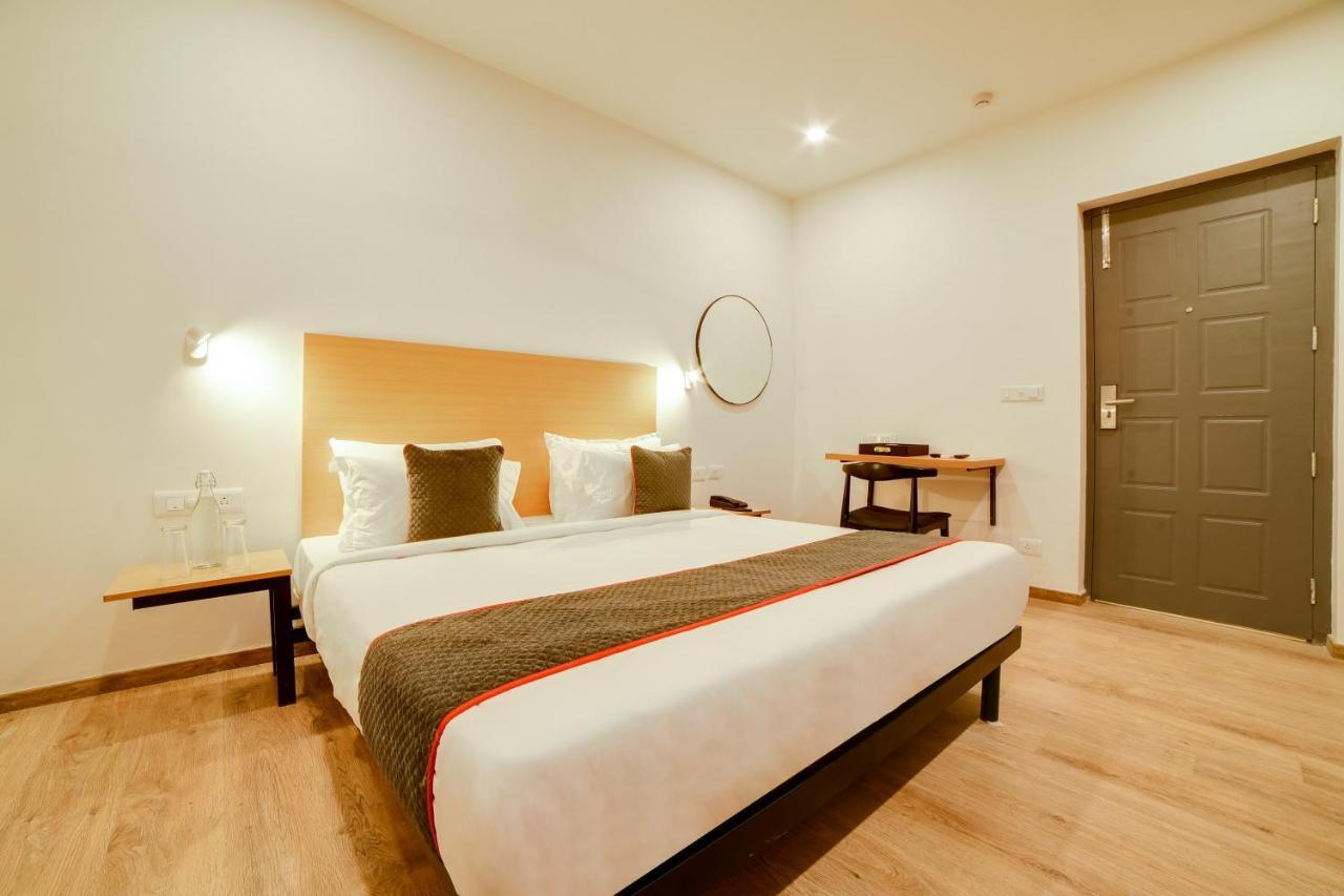 Super Townhouse Hosur Main Road Bommanahalli Near Gopalan Innovation Mall Бангалор Экстерьер фото