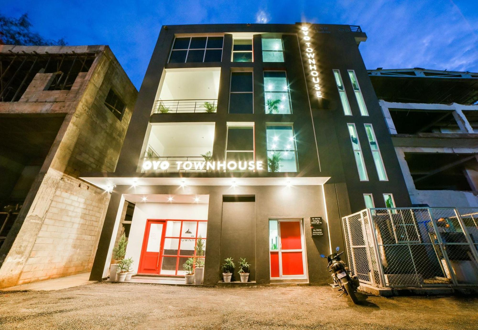 Super Townhouse Hosur Main Road Bommanahalli Near Gopalan Innovation Mall Бангалор Экстерьер фото